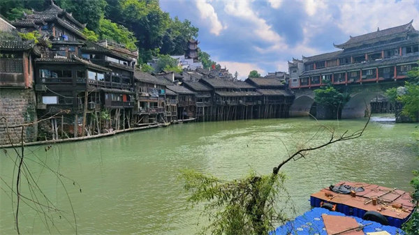 “湘”約鳳凰，相守未來——2022博皓快樂湖南行    -22