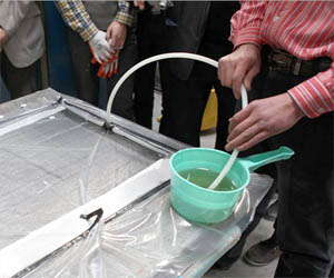 FRP玻璃鋼工具 加厚耐酸堿水瓢水勺帶嘴 調(diào)硅膠樹(shù)脂膠衣工具 玻璃鋼原料調(diào)和用加厚水勺水舀 FRP玻璃鋼工具 加厚耐酸堿水瓢水勺帶嘴 調(diào)硅膠樹(shù)脂膠衣工具 玻璃鋼原料調(diào)和用加厚水勺水舀